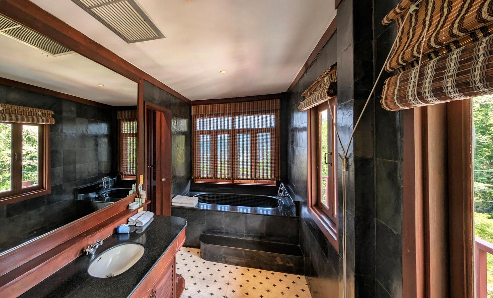 Nakawanna Villa Phuket Kültér fotó